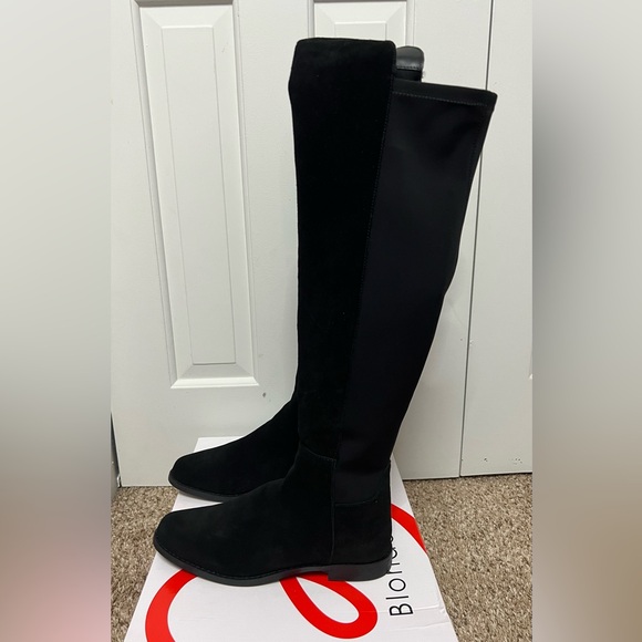 Blondo Black Over-the-Knee Boots - Waterproof - Size 8 - Picture 3 of 10